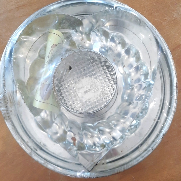 Pampered Chef | Kitchen | Pampered Chef Heart Springfrom Cake Pan Set ...